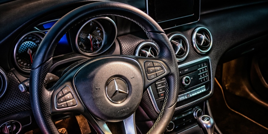 Mercedes Dashboard - Car's Air Conditioning is Making a Clicking Noise